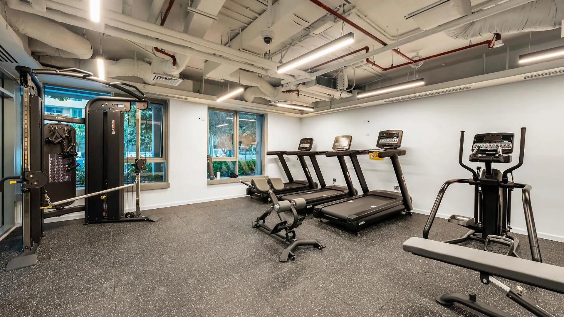 2Br With Mini-Golf In Dt Dubai With Partial Burj Khalifa View Apartment United Arab Emirates