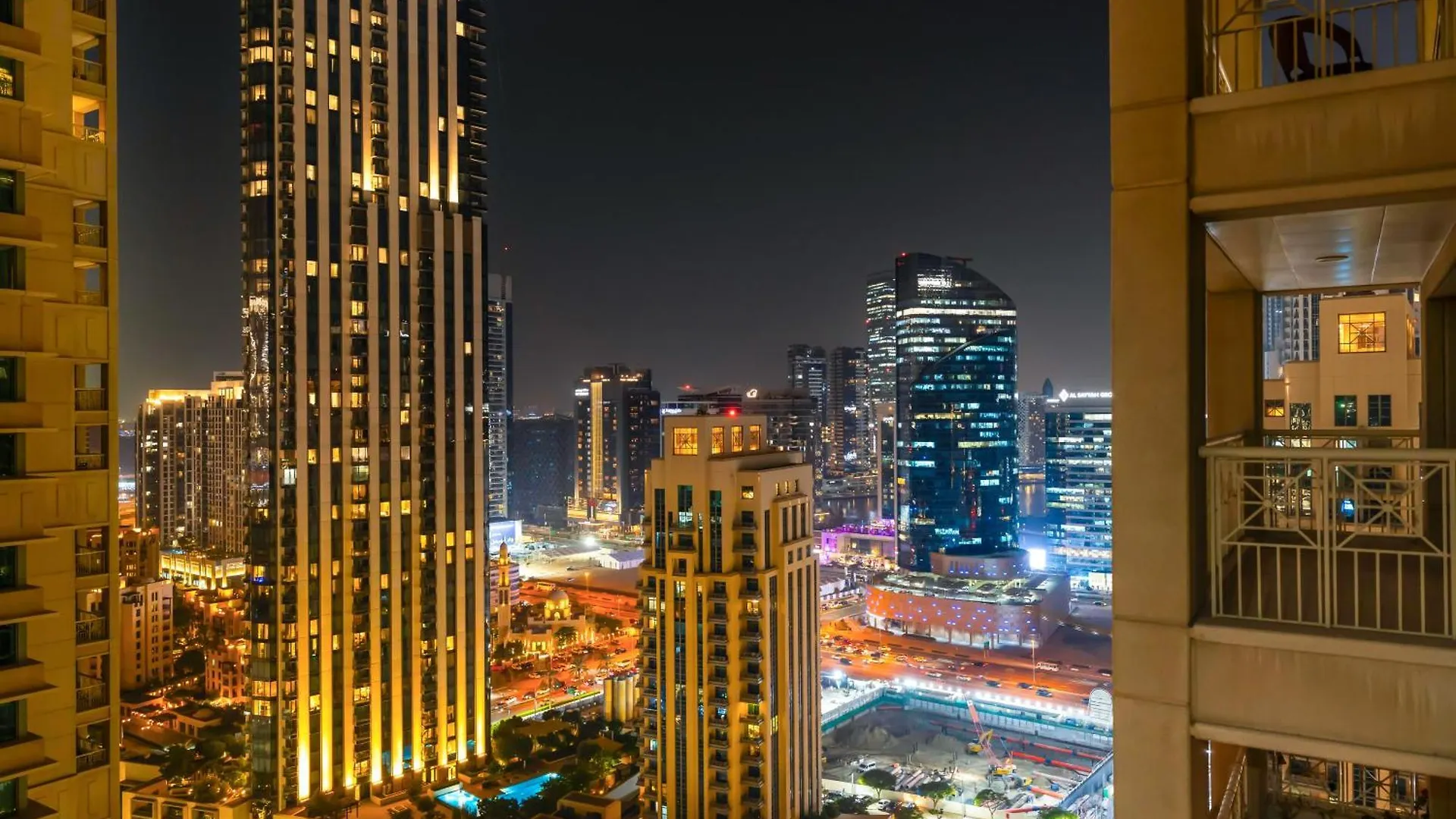 2Br With Mini-Golf In Dt Dubai With Partial Burj Khalifa View Apartment