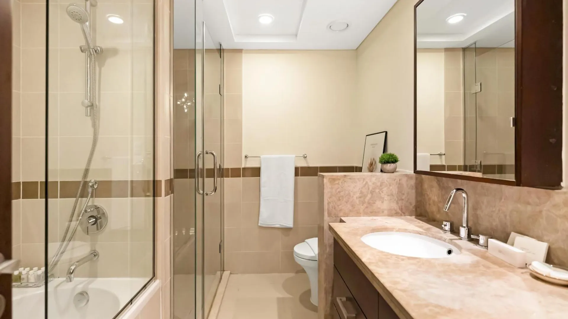 2Br With Mini-Golf In Dt Dubai With Partial Burj Khalifa View Apartment 0*,  United Arab Emirates