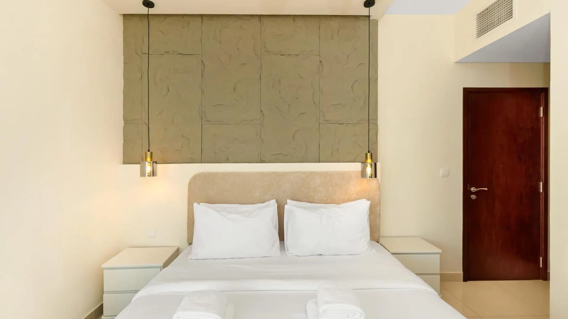 2Br With Mini-Golf In Dt Dubai With Partial Burj Khalifa View Apartment United Arab Emirates